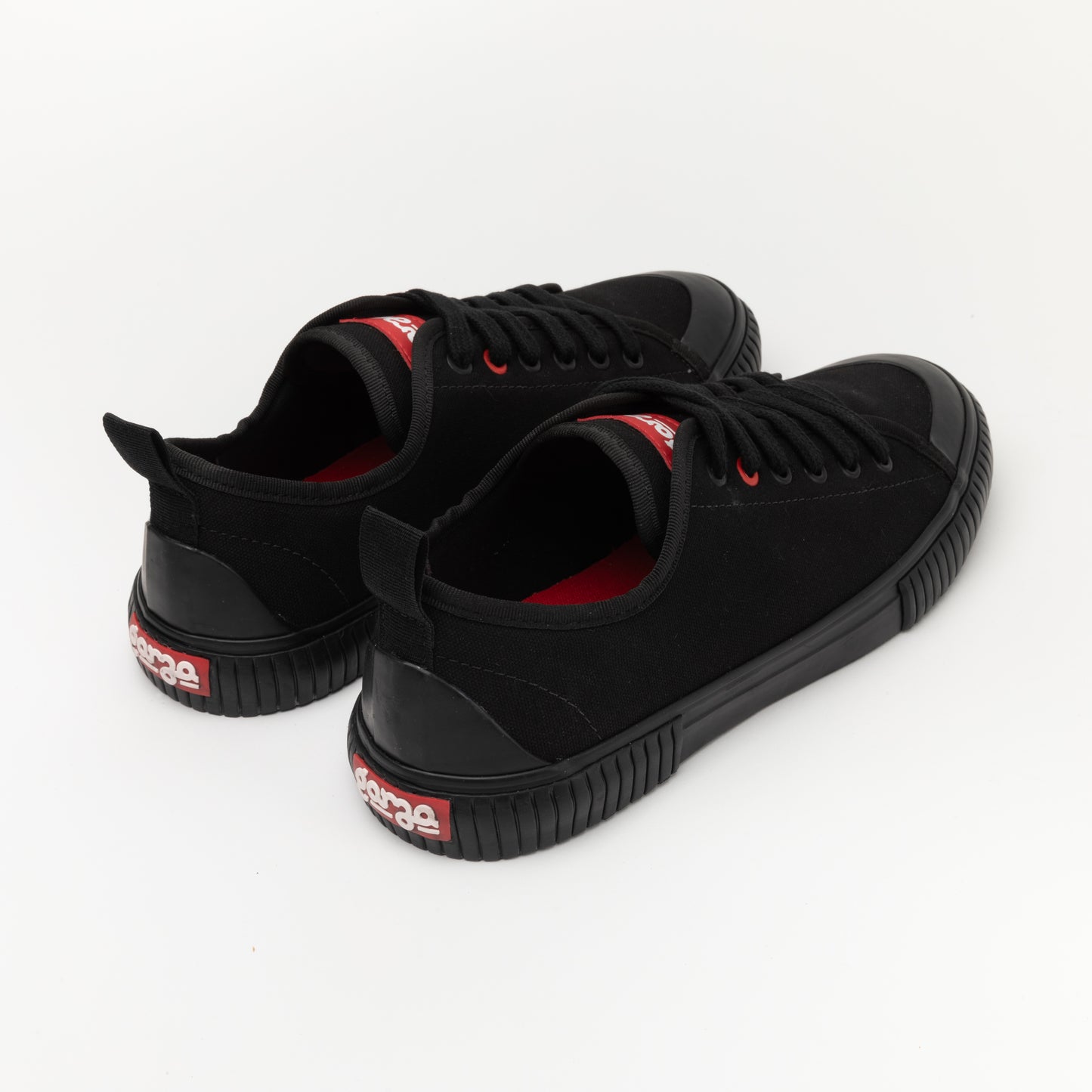 Garza New Zu Low Black